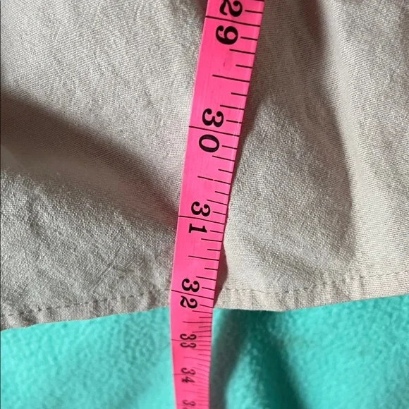 Smoke WOMEN’s Beige Sleeveless Smocked Tunic Top Size Medium NWT - Picture 6 of 9